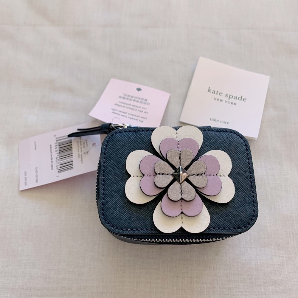 New With Tags Kate Spade Jewelry box💙